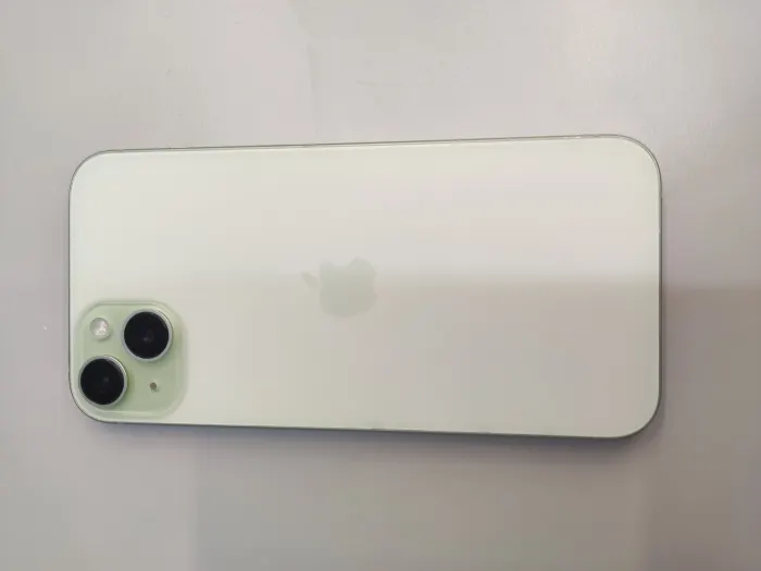 Apple iPhone 15 Plus — photo 4 of 10