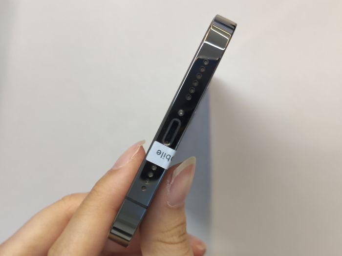 Apple iPhone 12 Pro Max — photo 5 of 10