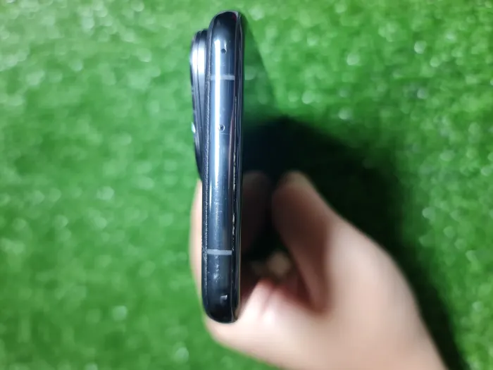 Huawei Pura 70 Ultra — photo 3 of 7