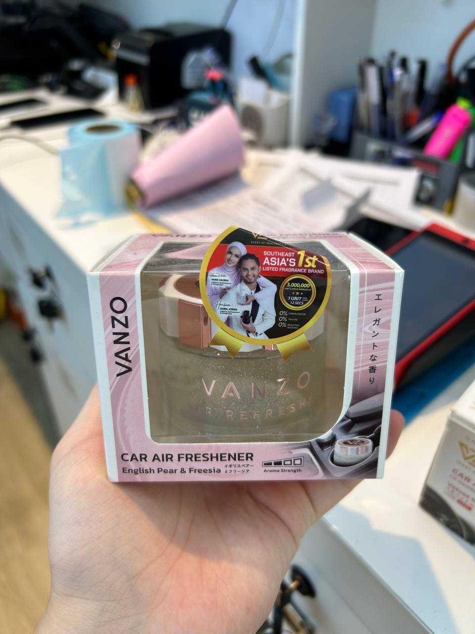 VANZO Car Air Freshener - English Pear&Freesia